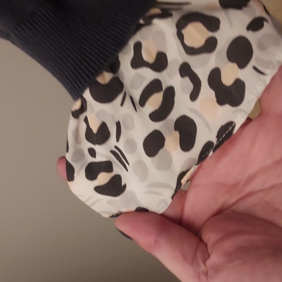 Loft sweater - Picture 3 of 3